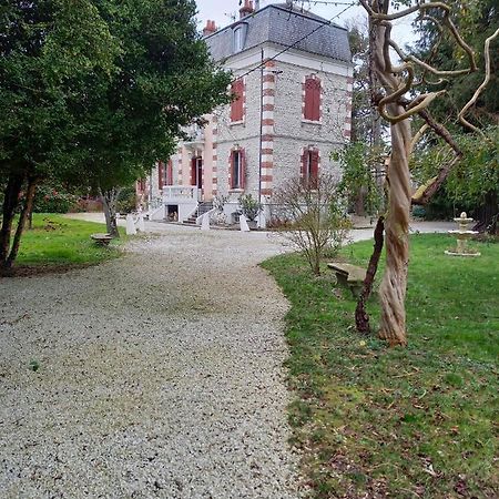 chambre double avec salle d`eau privative Tarbes Extérieur photo
